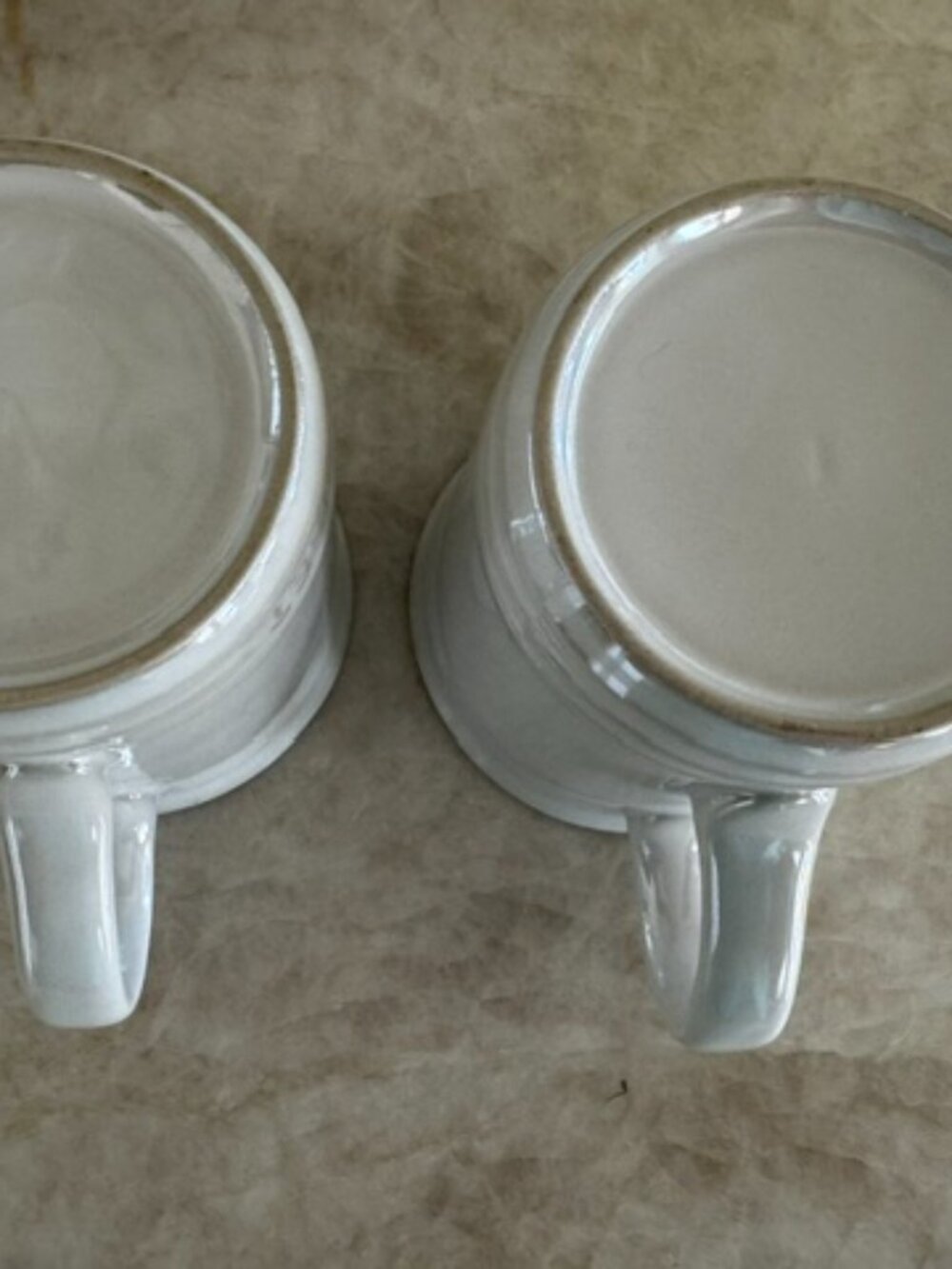 Le Creuset Vancouver Mugs (Set of 2) - Metallic / Pearl White - Picture 4 of 4